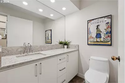 2445 NW Westover Rd #210, Portland, OR 97210 - Photo 17