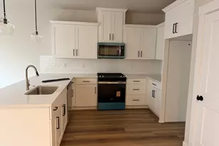 1241 Rachel Ln, Molalla, OR 97038 - Photo 3