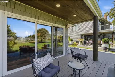 627 N Tomahawk Island Dr, Portland, OR 97217 - Photo 27