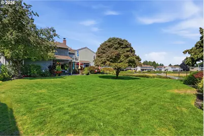 627 N Tomahawk Island Dr, Portland, OR 97217 - Photo 31