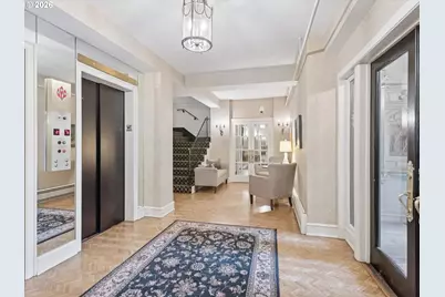 1209 SW 6th Ave, Portland, OR 97204 - Photo 3