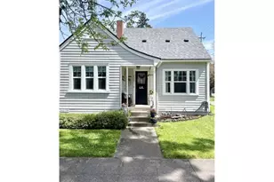 2291 Emerald St, Eugene, OR 97403 - Photo 3