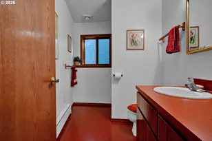 434 E 39th Ave, Eugene, OR 97405 - Photo 35