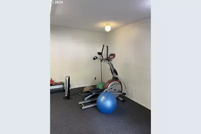 8625 SW Brightfield Cir, Portland, OR 97223 - Photo 17