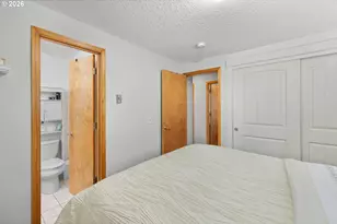 1480 NE Kane Dr, Gresham, OR 97030 - Photo 13