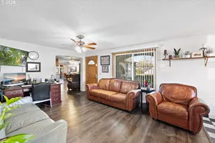 1480 NE Kane Dr, Gresham, OR 97030 - Photo 7