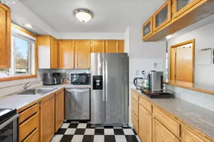 1480 NE Kane Dr, Gresham, OR 97030 - Photo 9