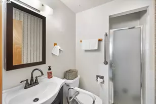 1480 NE Kane Dr, Gresham, OR 97030 - Photo 41