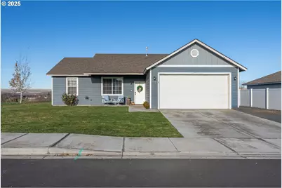 313 Lincoln Ave, Umatilla, OR 97882 - Photo 1