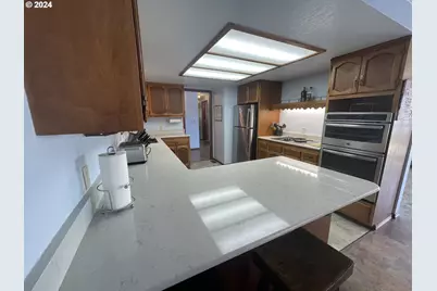 100 Rhododendron Dr, Florence, OR 97439 - Photo 7