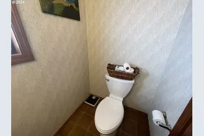 100 Rhododendron Dr, Florence, OR 97439 - Photo 31