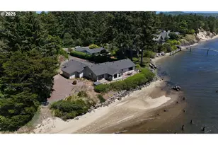 100 Rhododendron Dr, Florence, OR 97439 - Photo 43