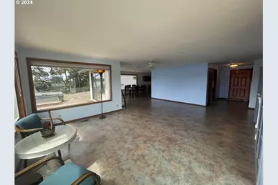 100 Rhododendron Dr, Florence, OR 97439 - Photo 13