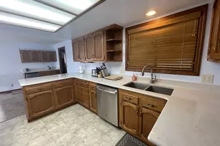 100 Rhododendron Dr, Florence, OR 97439 - Photo 5