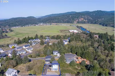 7300 Valley View Dr, Pacific City, OR 97135 - Photo 5