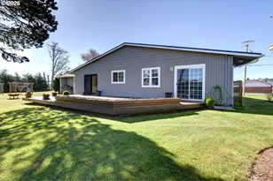 165 NW 1st St, Warrenton, OR 97146 - Photo 5