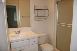 4922 SW 1st Ave, Portland, OR 97239 - Photo 15