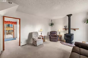 4264 Sussex St, West Linn, OR 97068 - Photo 9