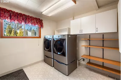 4264 Sussex St, West Linn, OR 97068 - Photo 29