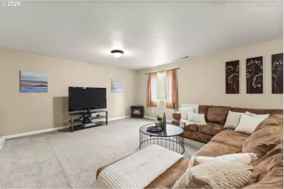 845 SE 48th St, Troutdale, OR 97060 - Photo 27