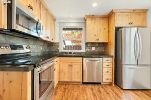 3097 SE Bluebird Dr, Hillsboro, OR 97123 - Photo 15