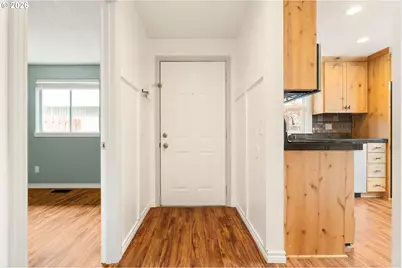 3097 SE Blue Bird Dr, Hillsboro, OR 97123 - Photo 11