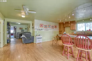 554 W High St, Athena, OR 97813 - Photo 7