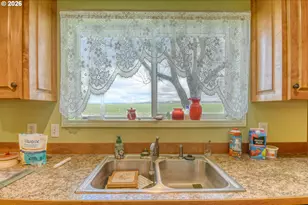 554 W High St, Athena, OR 97813 - Photo 13