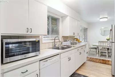 444 SE 153rd Ave, Portland, OR 97233 - Photo 13