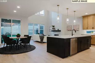 12320 SW Silvertip St, Beaverton, OR 97007 - Photo 9