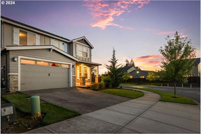 8510 N Hargrave St, Camas, WA 98607 - Photo 1