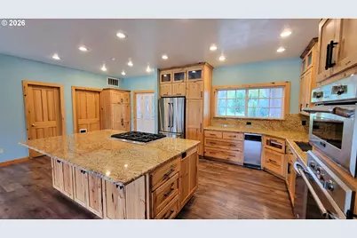 78341 Snauer Ln, Cottage Grove, OR 97424 - Photo 7