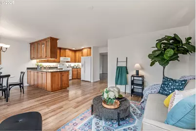 16525 NE 20th St, Vancouver, WA 98684 - Photo 5