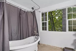 225 Fox Ln, Roseburg, OR 97471 - Photo 11