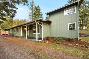 225 Fox Ln, Roseburg, OR 97471 - Photo 21