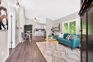 13316 SE Ramona St, Portland, OR 97236 - Photo 5