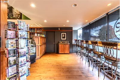 Kaffe 101, Coos Bay, OR 97420 - Photo 9