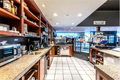 Kaffe 101, Coos Bay, OR 97420 - Photo 11