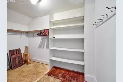 955 Bryan St, Woodburn, OR 97071 - Photo 17