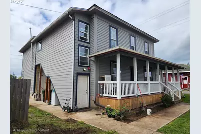 287 W 5th Ave, Junction City, OR 97448 - Photo 5