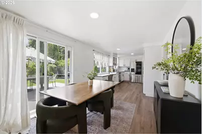 562 Warrington Ave, Eugene, OR 97404 - Photo 13
