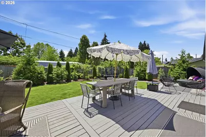 562 Warrington Ave, Eugene, OR 97404 - Photo 37
