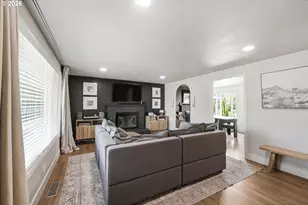 562 Warrington Ave, Eugene, OR 97404 - Photo 7