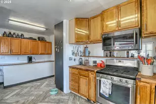 454 E Main St, Athena, OR 97813 - Photo 13