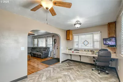 454 E Main St, Athena, OR 97813 - Photo 7