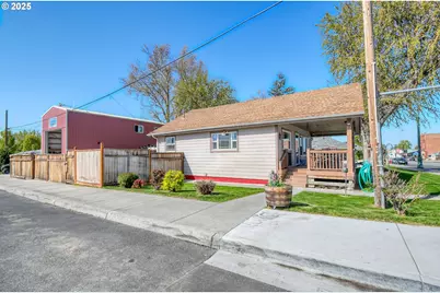 454 E Main St, Athena, OR 97813 - Photo 33