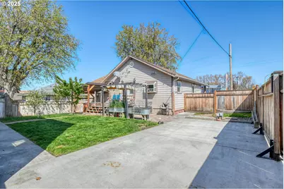 454 E Main St, Athena, OR 97813 - Photo 29