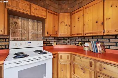 29374 Ferncrest Dr, Rainier, OR 97048 - Photo 17