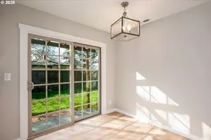 3069 W Sherwood Ave, Roseburg, OR 97471 - Photo 15