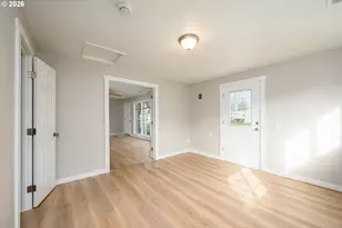 3069 W Sherwood Ave, Roseburg, OR 97471 - Photo 23